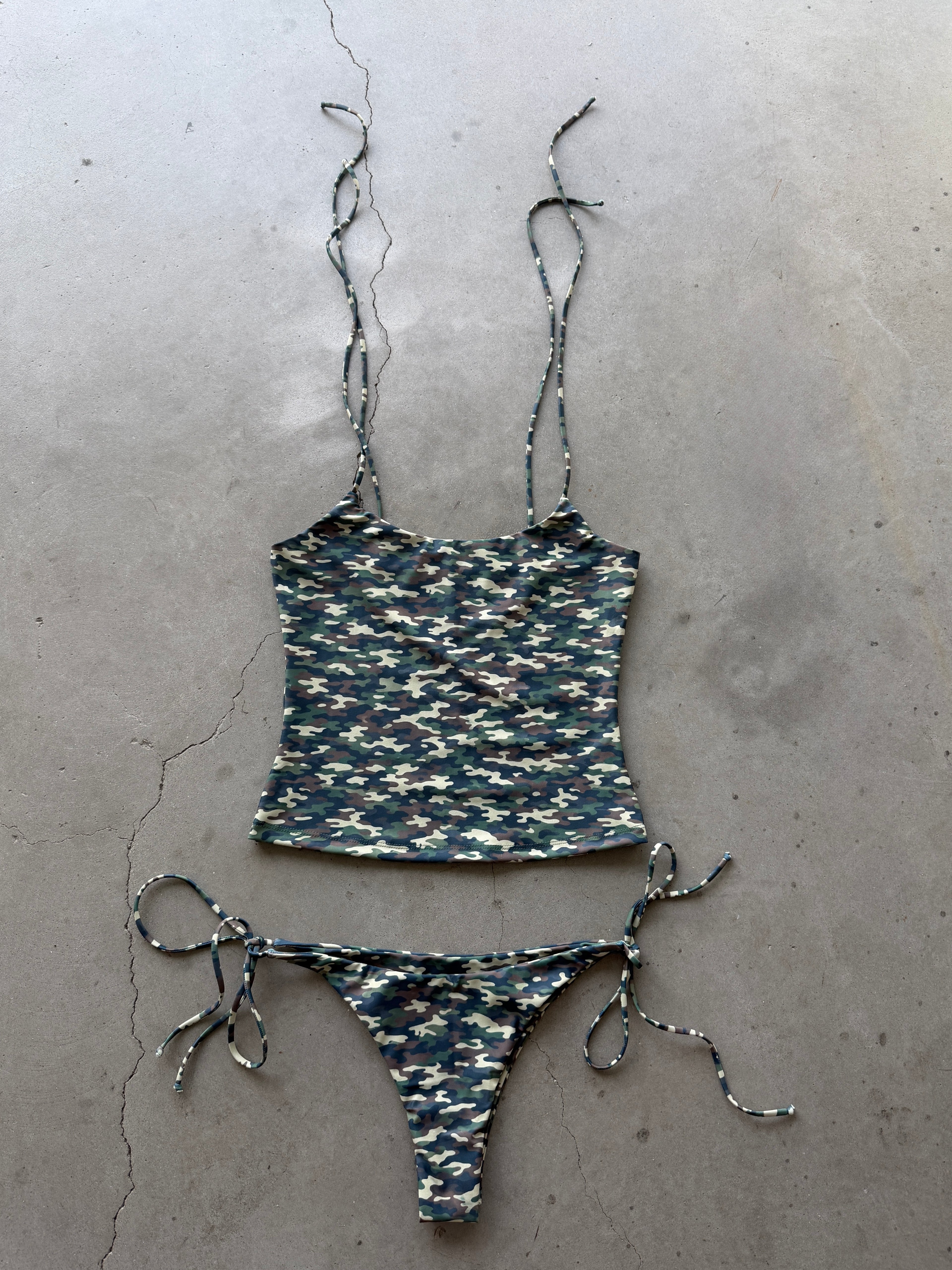 camilla camo set